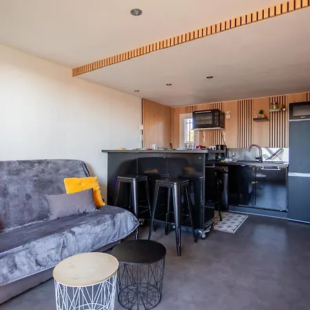 L'etang - T2 Cosy Avec Balcon & Proche 4 Pers